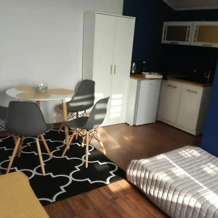 Niezalezne Pietro W Domu Z Widokiem Na Morze *