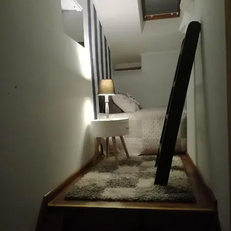 Niezalezne Pietro W Domu Z Widokiem Na Morze