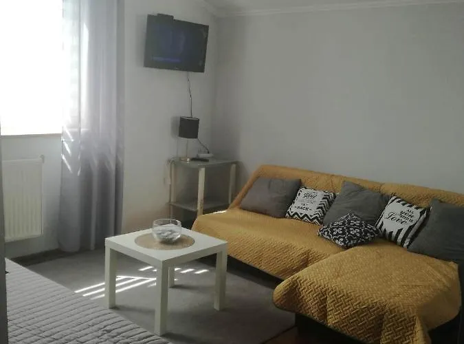 Niezalezne Pietro W Domu Z Widokiem Na Morze *