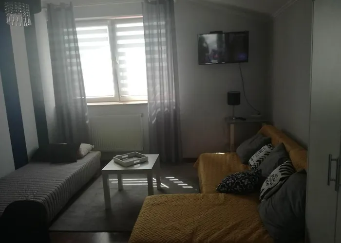 Niezależne Piętro W Domu Z Widokiem Na Morze *